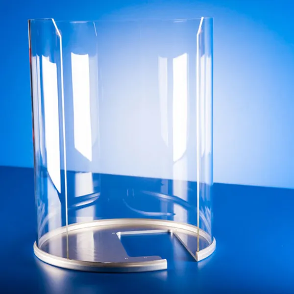 Gebogenes Kunststoffbauteil 4